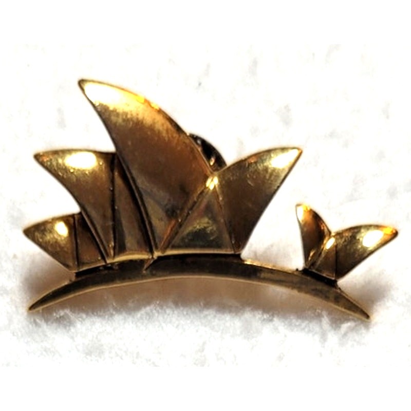 VINTAGE RARE SYDNEY AUSTRALIA OPERA HOUSE SOUVENIR LAPEL PIN