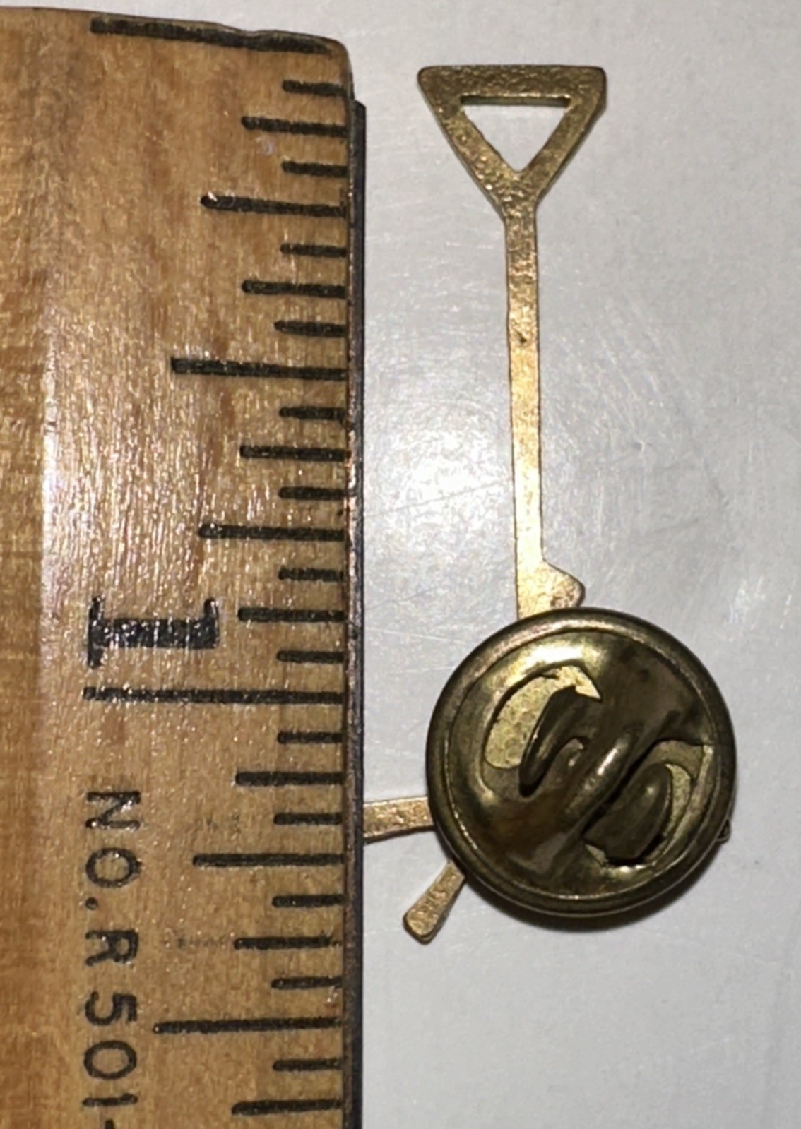 Vintage Cowboy Western Hat Lapel Pin Branding Iron Cowboy Hat WN