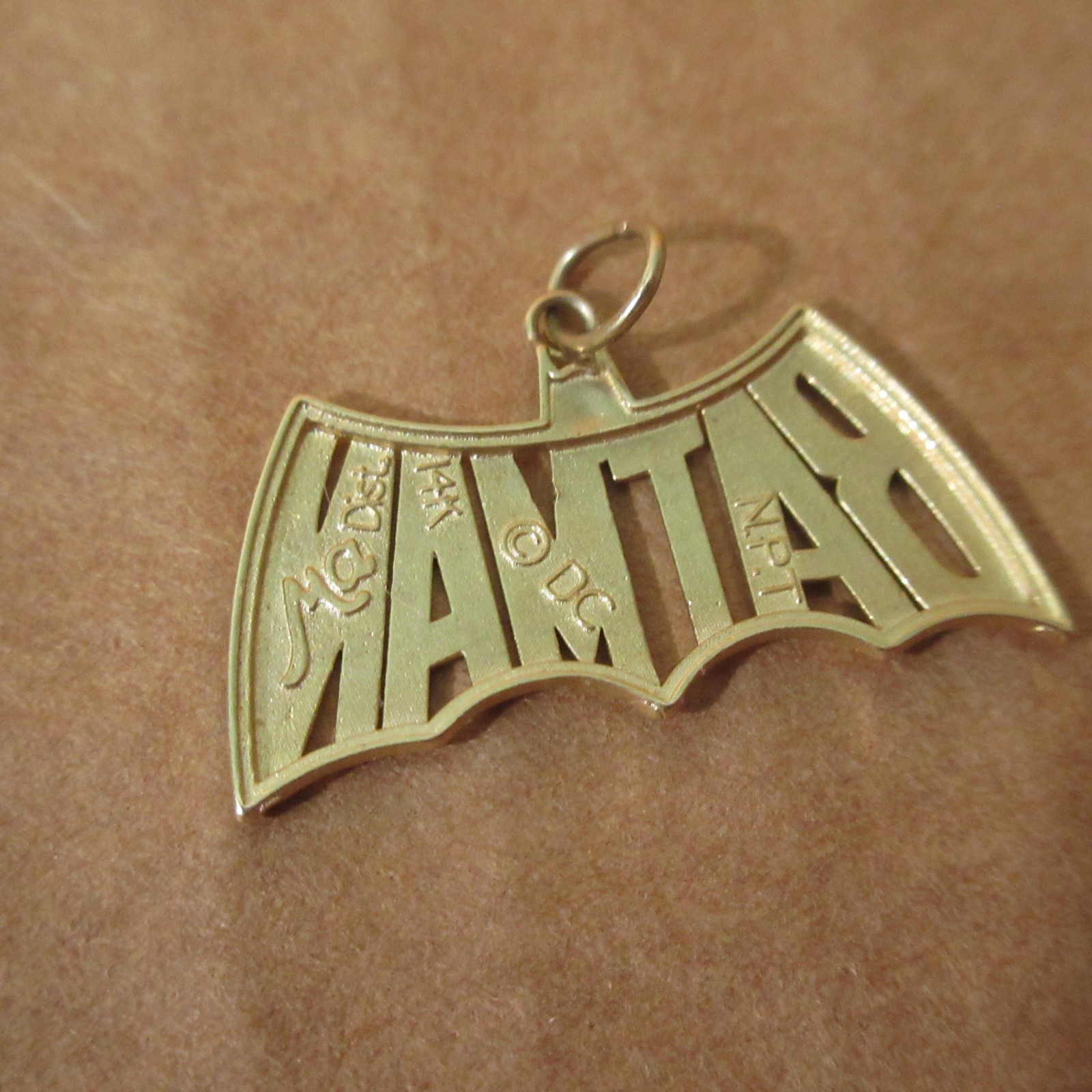 Rare Vtg 14K Yellow Gold Michael Anthony BATMAN Charm Pendant DC Comics Licensed