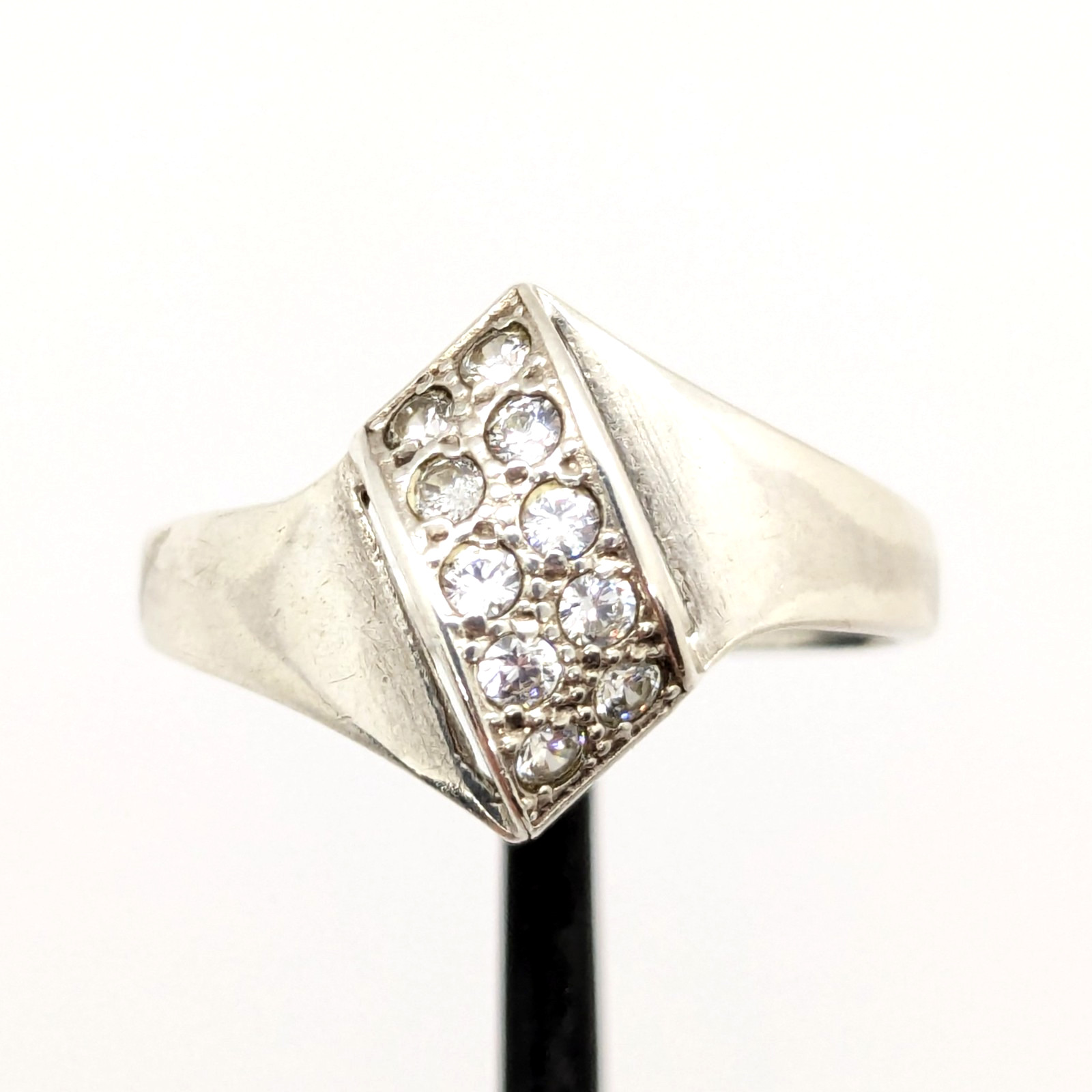 Vintage Elegant RING Silver 925 with Chic Bright Inserts -size: 8US (18mm) | #47