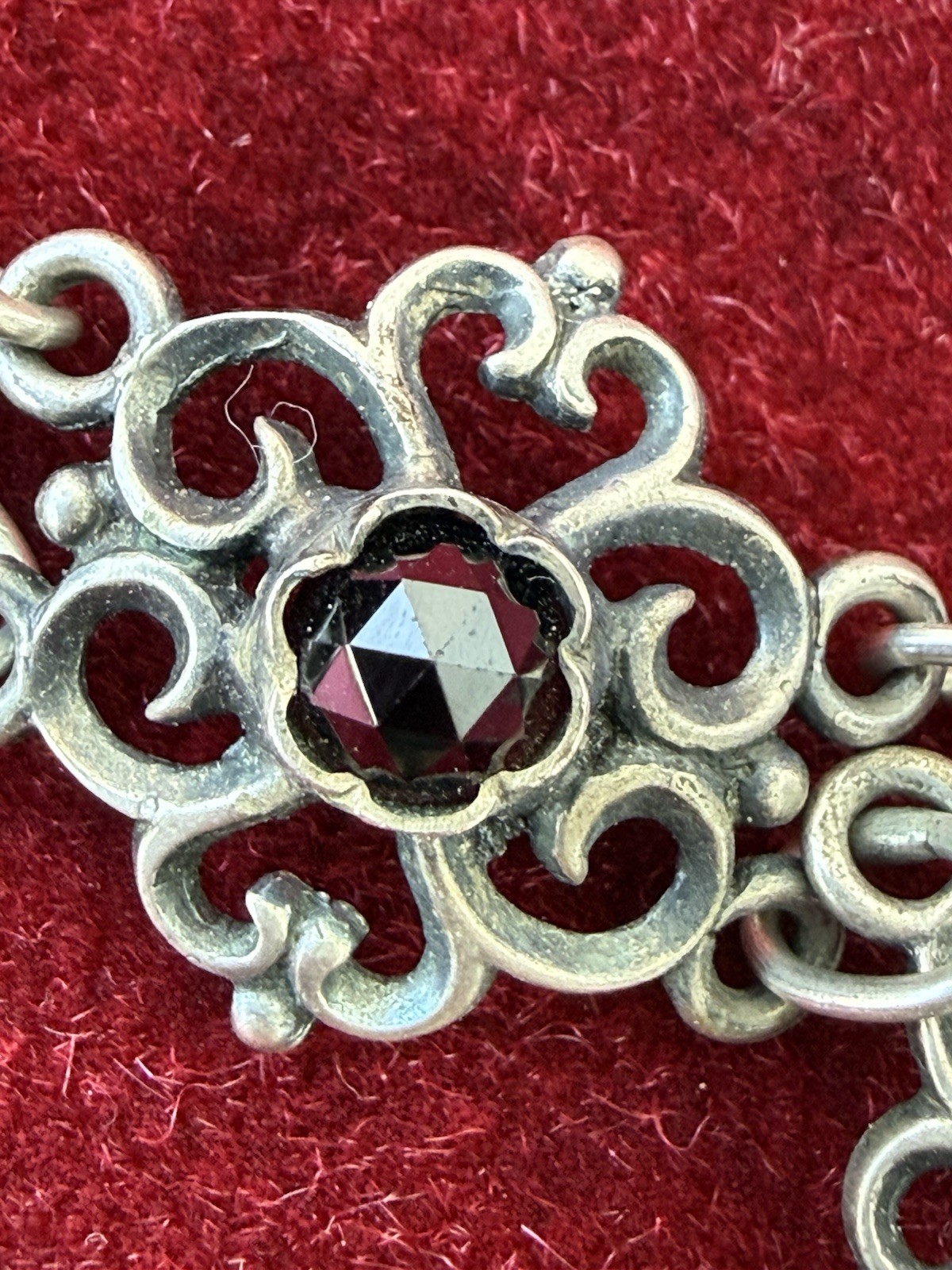 Antique Silver&Pyrope Garnets Rose-cut Filig.Armband Bracelet Jugendstil Austria