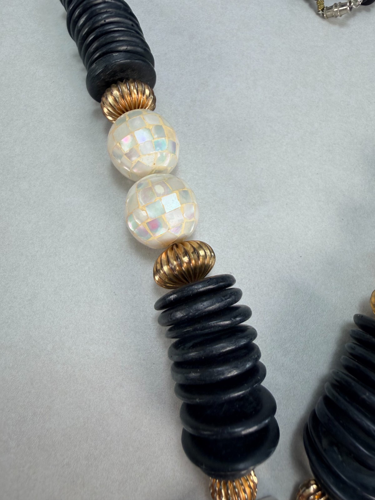 Vintage Stunning Mother Of Pearl Teardrop Pendant Necklace Black Bead Statement