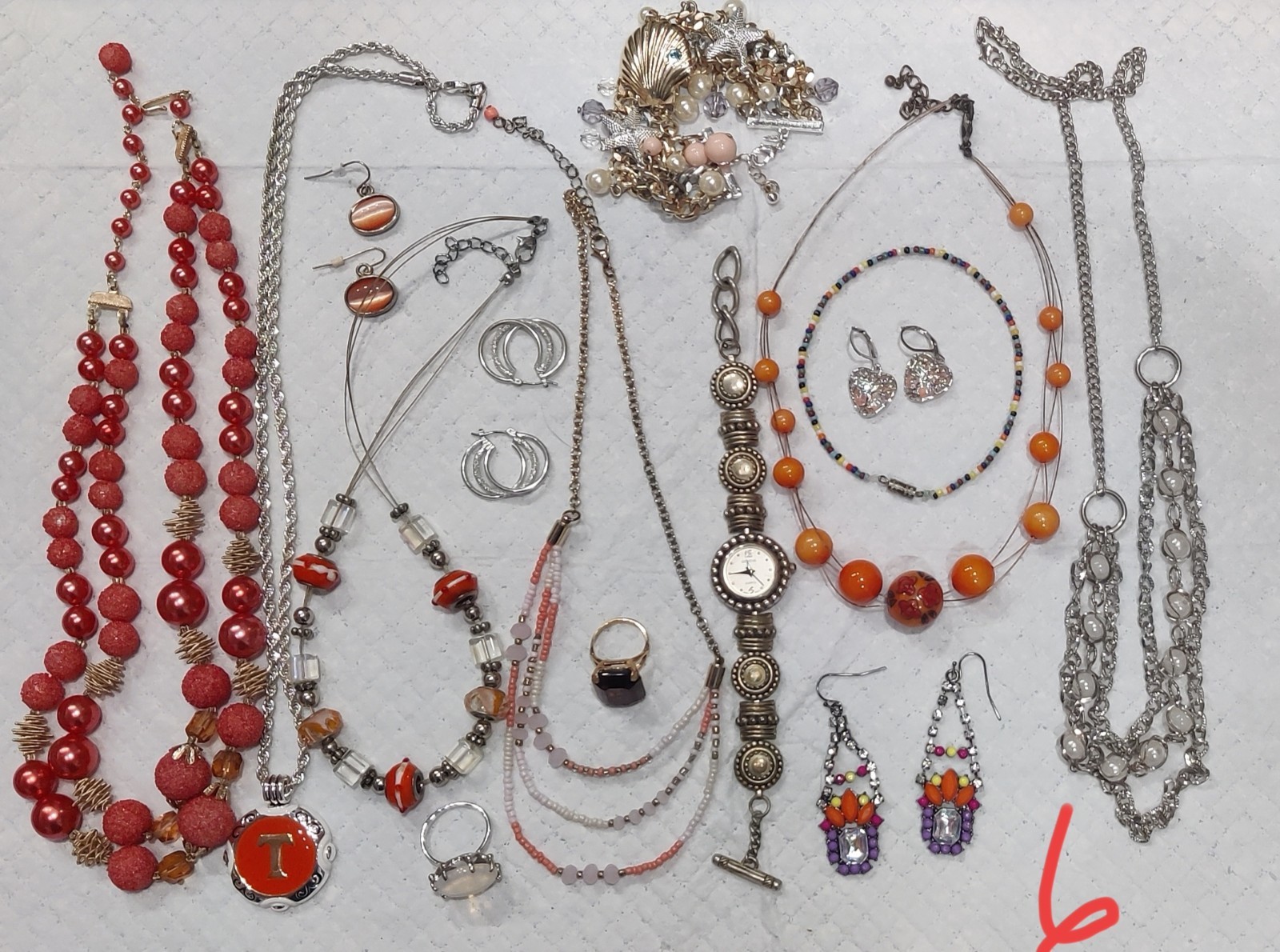 Lot Of Estate Costume Jewelry, 15 Pcs