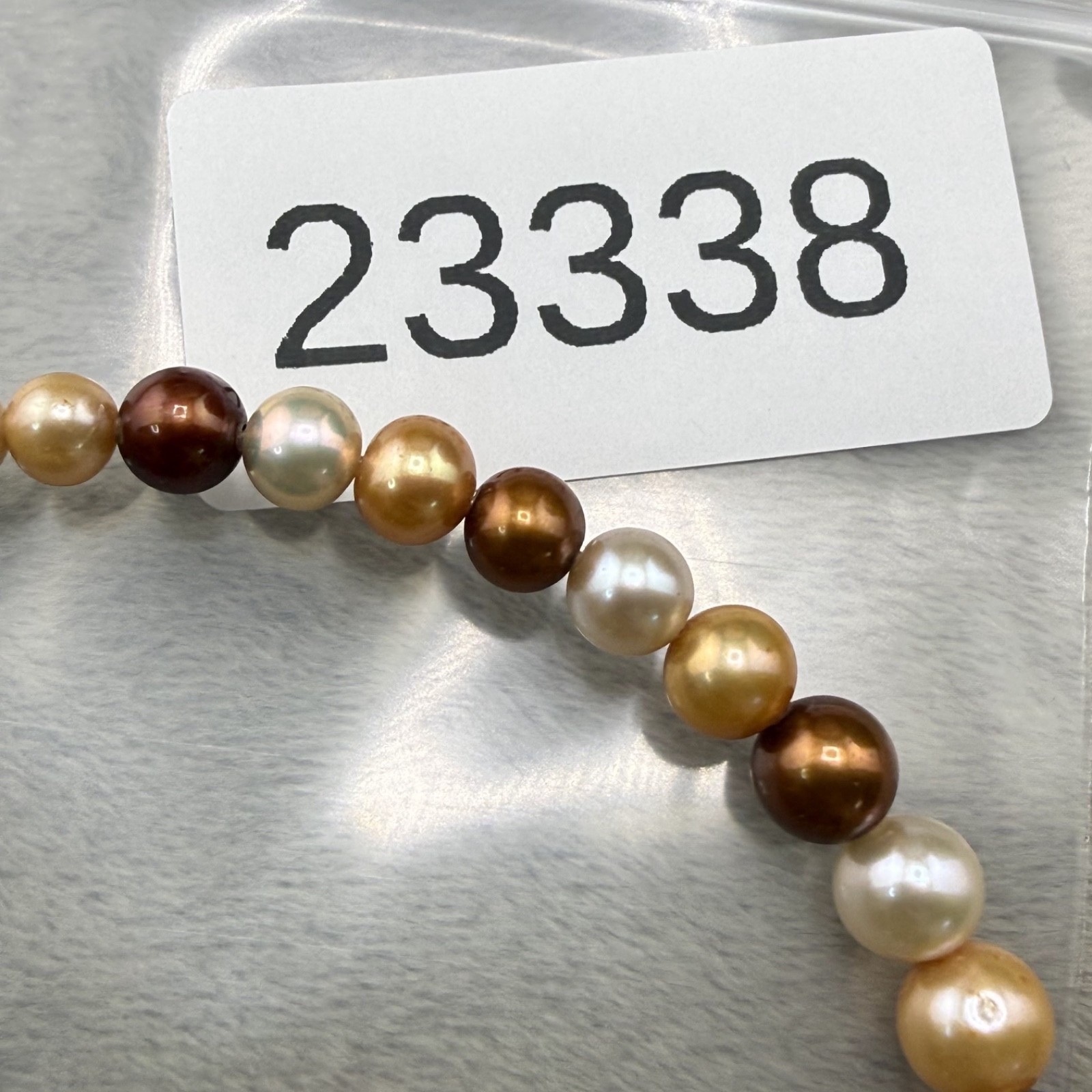 Vintage World Wide Imports VVV Necklace Pearl Wrap 14”