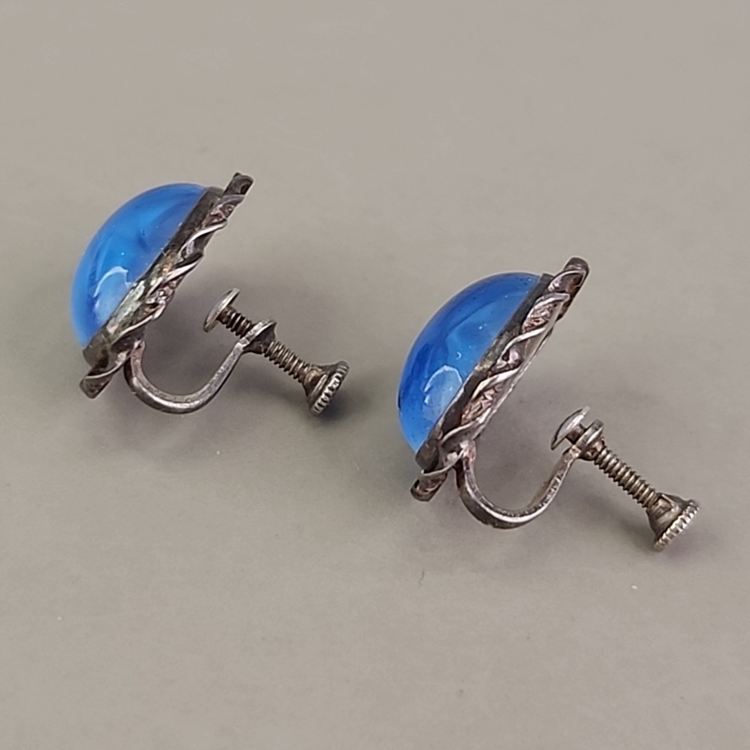 Vintage Star Sapphire Glass Screwback Earrings Blue Sterling Silver .75″