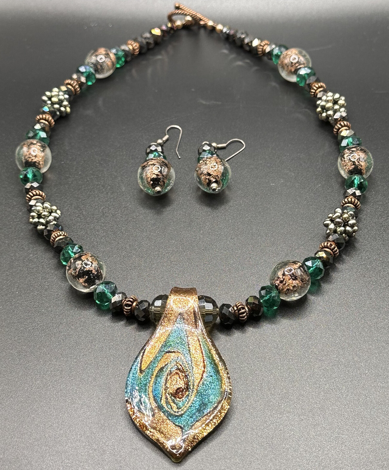 Stunning Necklace Glass Pendant Necklace & Earrings Art Foil Green Copper