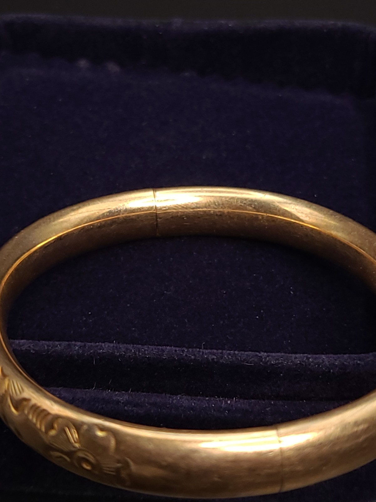 Antique Victorian A.C. Co Gold Filled Floral Hinged Bangle Bracelet