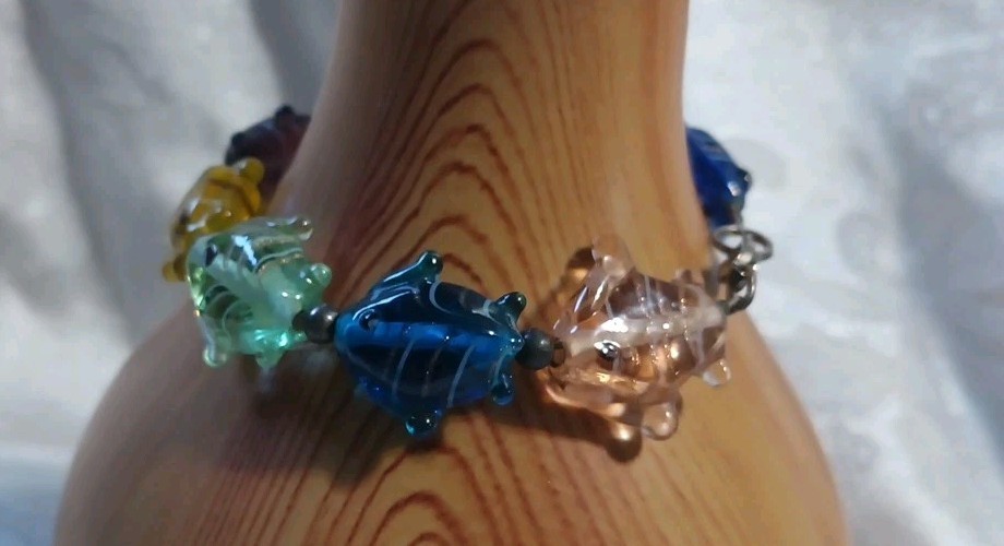 Vintage 6″ Glass Fish Beaded Handcrafted Bracelet 925 Lobster Clasp