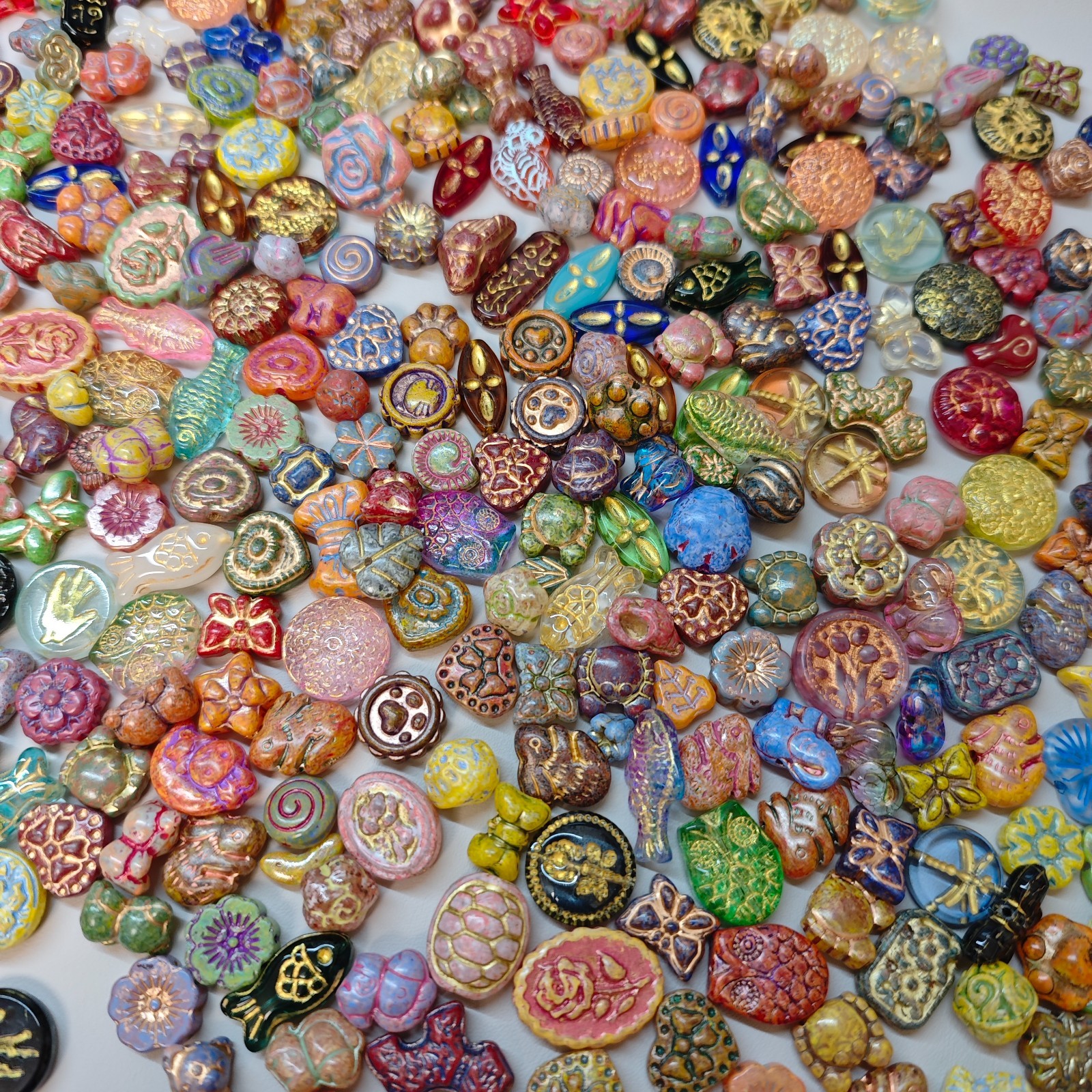 100g Handmade Glass Beads for Jewelry Making – 200 Mixed Styles Assortment