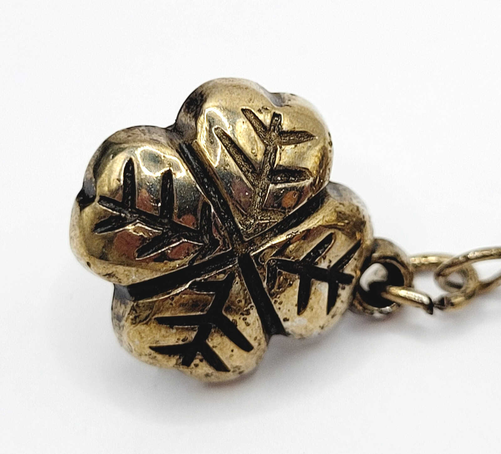Four Leaf Clover Ornament Ball Drop Dangle Silver Tone Vintage Pierced Earrings
